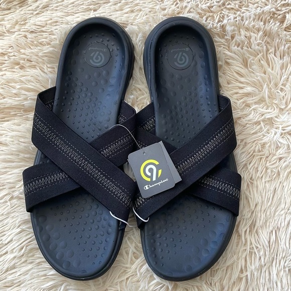 Woman’s Size 12 C9 Champion Slides - Picture 3 of 4